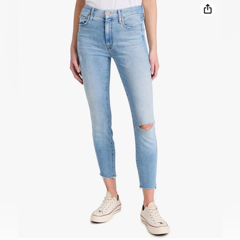 MOTHER
The Insider Crop Step Fray Jeans